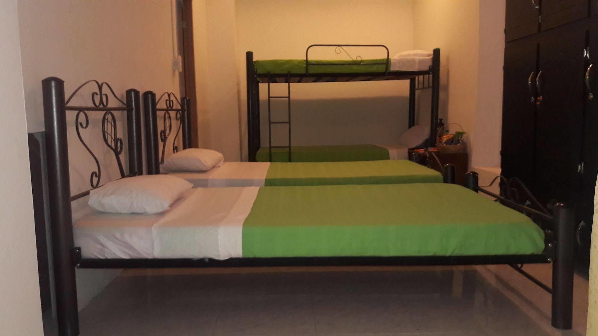 Hostal Deluxe Santander Manizales Εξωτερικό φωτογραφία