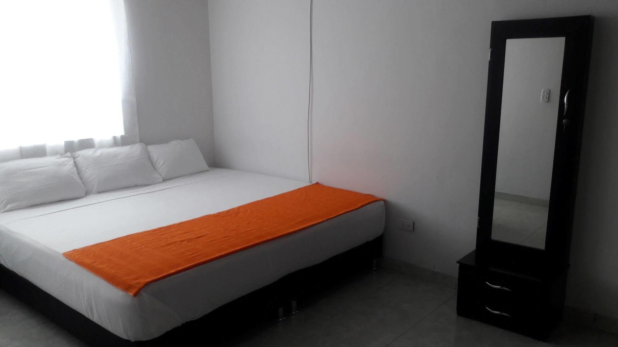 Hostal Deluxe Santander Manizales Εξωτερικό φωτογραφία
