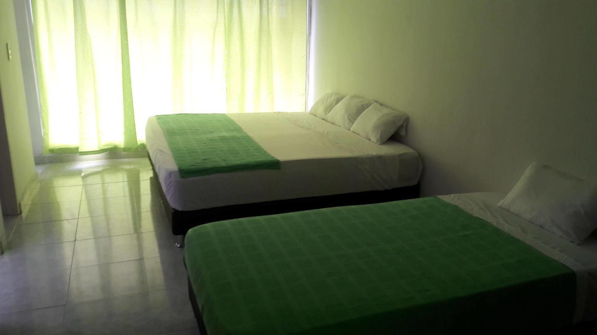 Hostal Deluxe Santander Manizales Εξωτερικό φωτογραφία