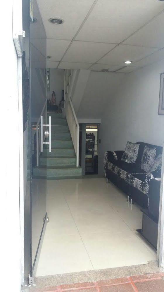 Hostal Deluxe Santander Manizales Εξωτερικό φωτογραφία